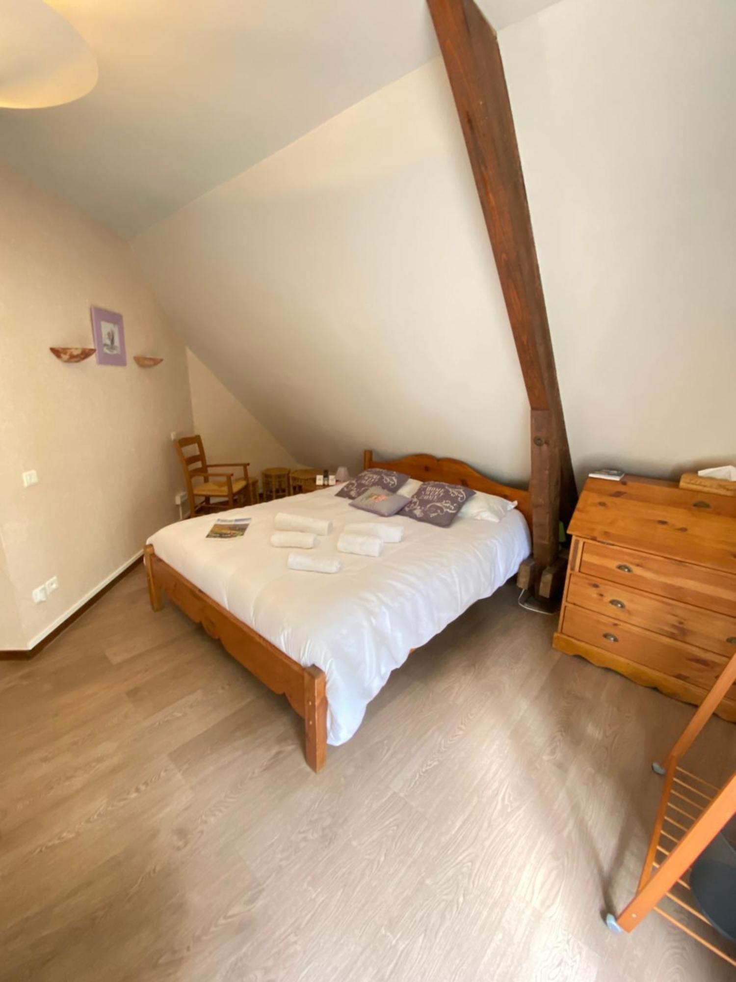 Logis Hotel Restaurant Auberge Du Bougnat Saint-Victor-la-Riviere Kültér fotó